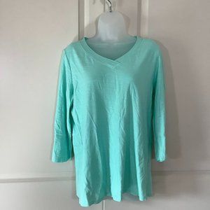 Hot Cotton Shirt Women's Medium 100% Cotton Made in USA Blue V Neck Back Detail